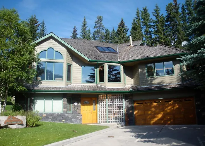Cascade Court Bed And Breakfast